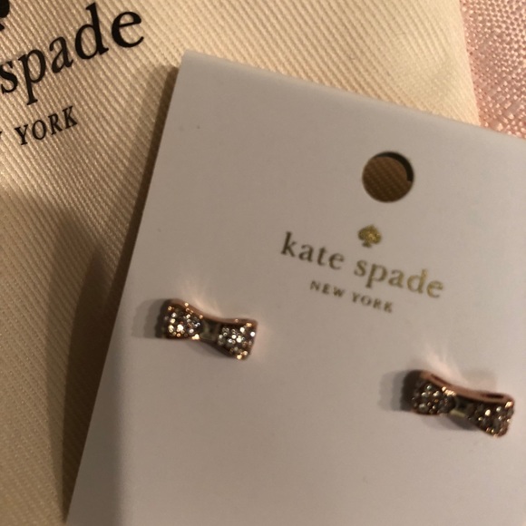 **Final Markdown**Kate Spade Bracelet/Earring Set - Picture 6 of 8
